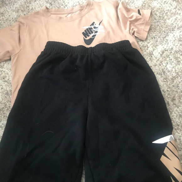 Nike 3 brand boys short set - Picture 6 of 6
